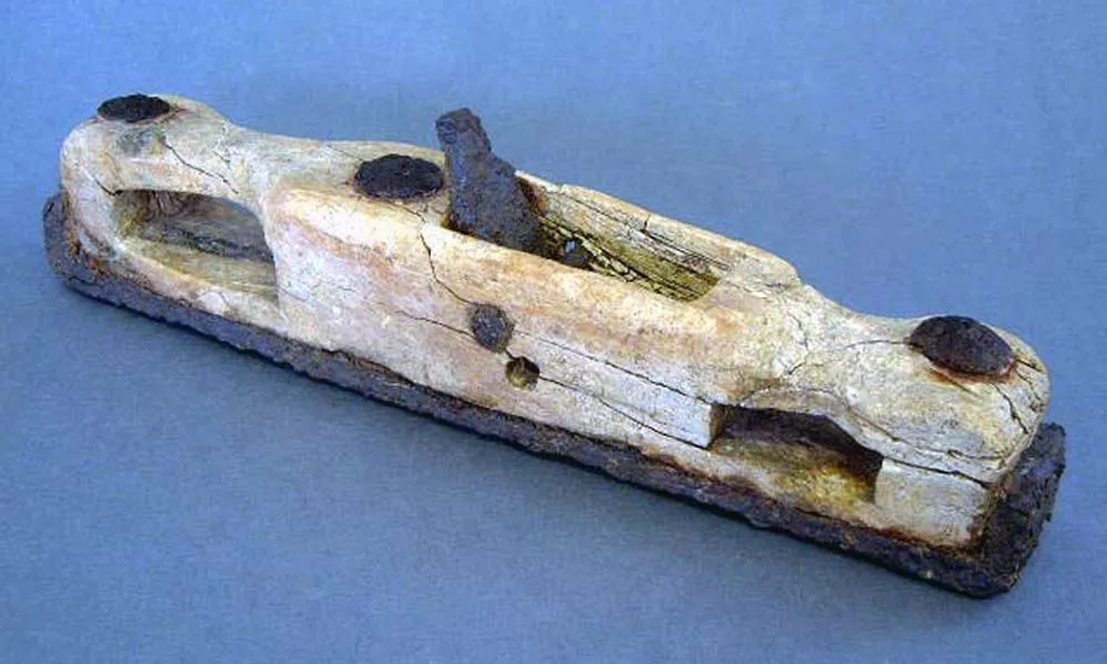 Ancient Roman woodworking plane