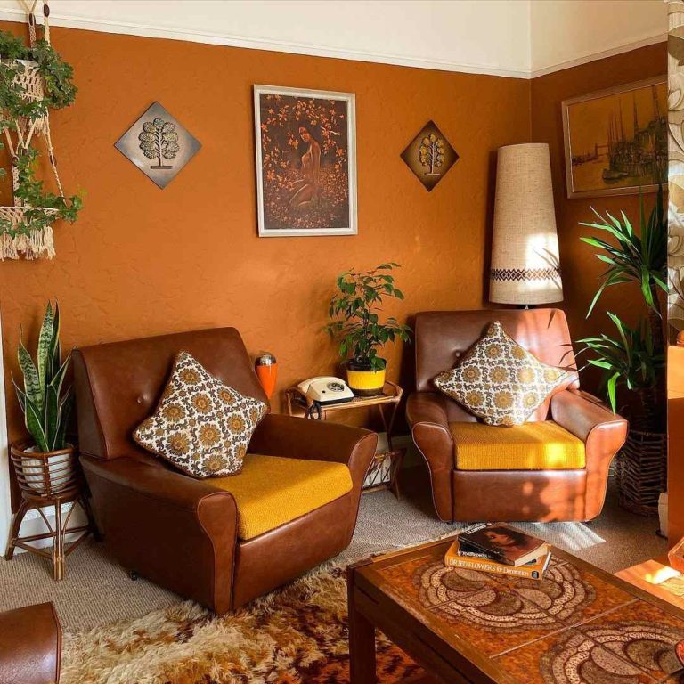16 Groovy 70s Living Room Decor Ideas