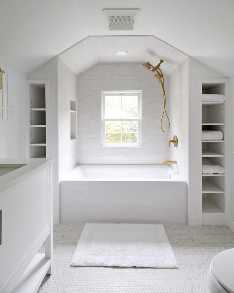 25 Timeless White Bathroom Decor Ideas for a Serene Space