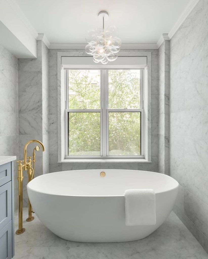 25 Timeless White Bathroom Decor Ideas for a Serene Space